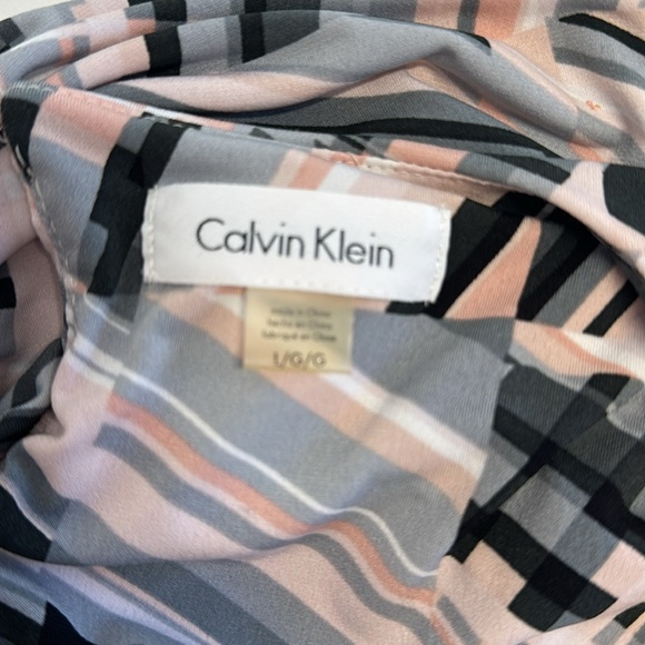 Calvin Klein Black Blouse with Elegant Design - Picture 4 of 4